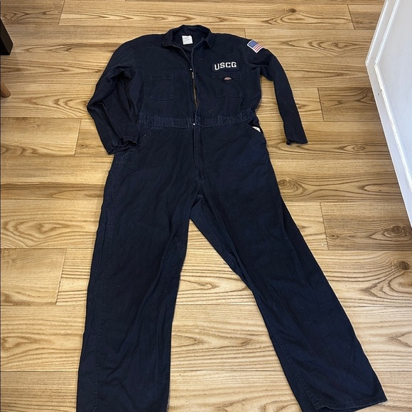 Dickies Coveralls with USCG patch men’s large - Picture 2 of 5
